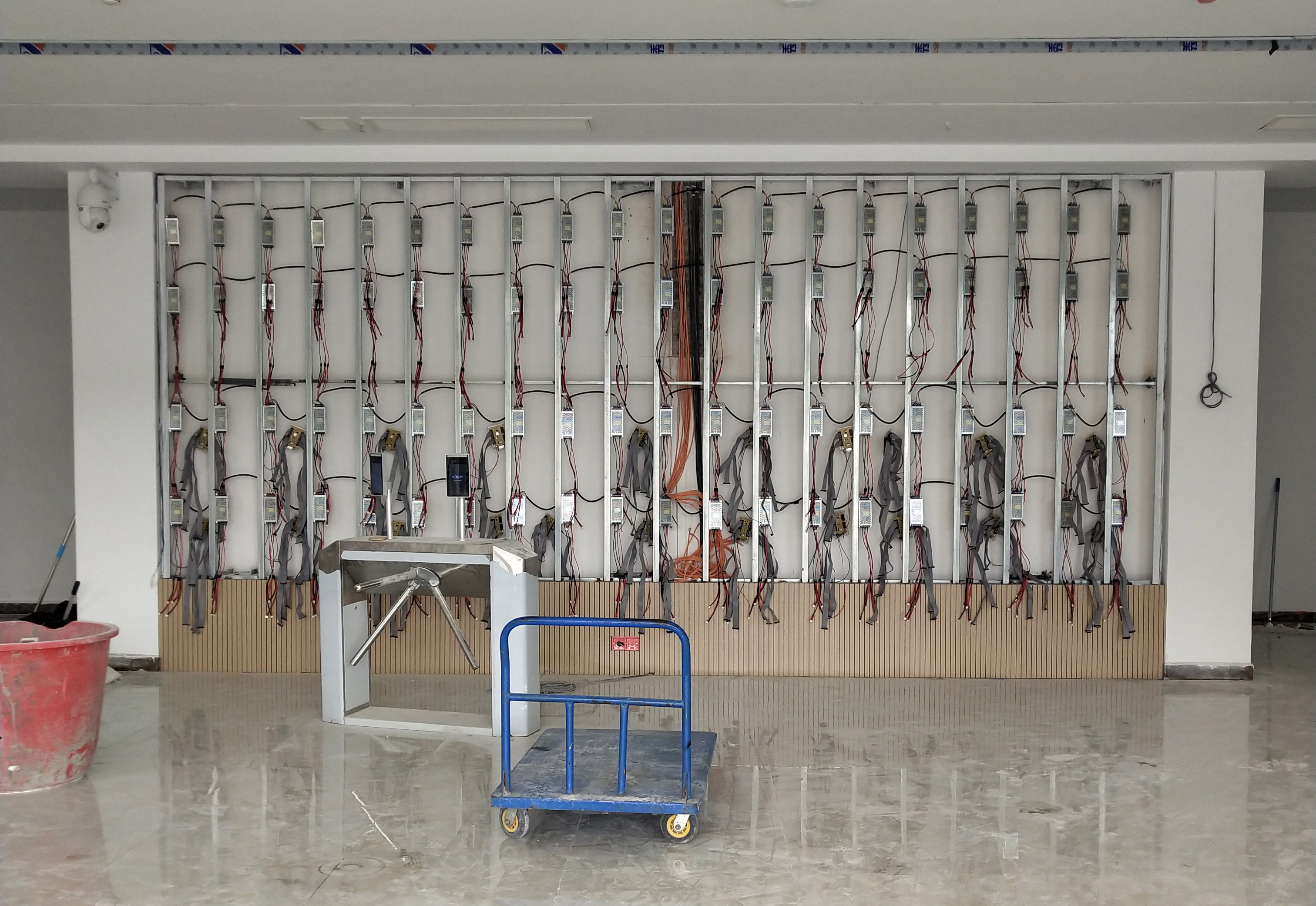 显示屏钢架制作及施工